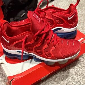 Nike vapormax Athletic Shoes
